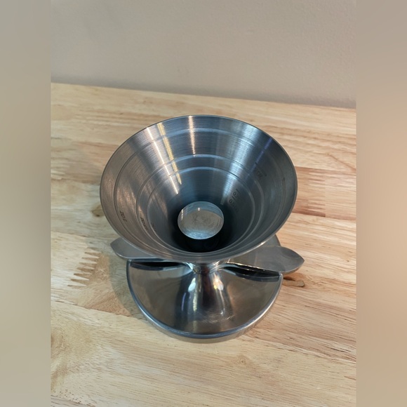 Swiss Stainless Steel Push-Down Cocktail Jigger 0.5–3 oz w/ Stand